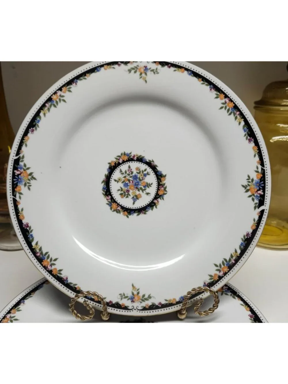 4- Fine China 10